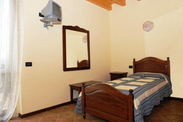 Agriturismo Parco Del Chiese Bedizzole Стая снимка